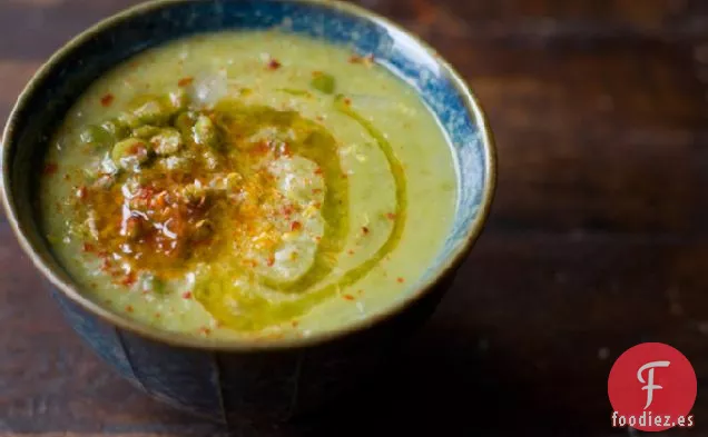 Receta de Sopa de Guisantes Divididos Vegetarianos