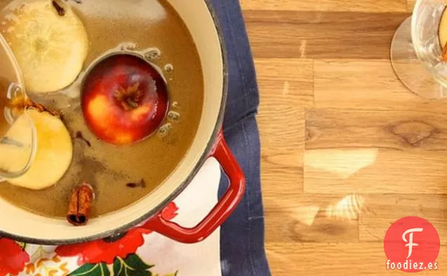 Ron Caliente Con Mantequilla Y Sidra