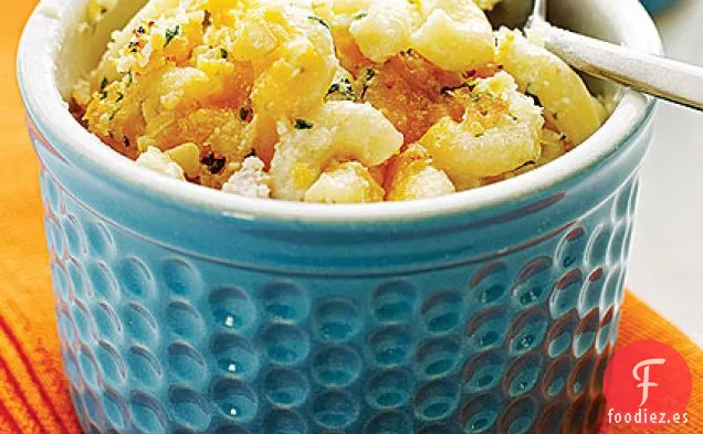 Macarrones de Tocino y Hierbas con Queso