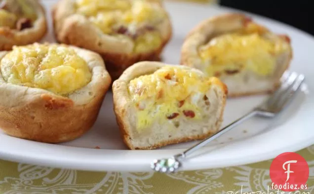Galletas Dobles De Huevo Con Queso Y Tocino