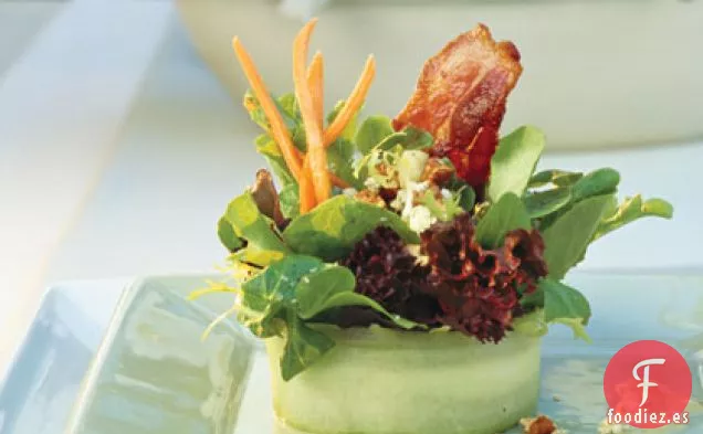 Ensalada De Tocino Y Queso Azul Con Vinagreta De Vino Blanco
