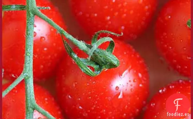 Tomates Asados, Cebollas Rojas Y Tarta De Rúcula