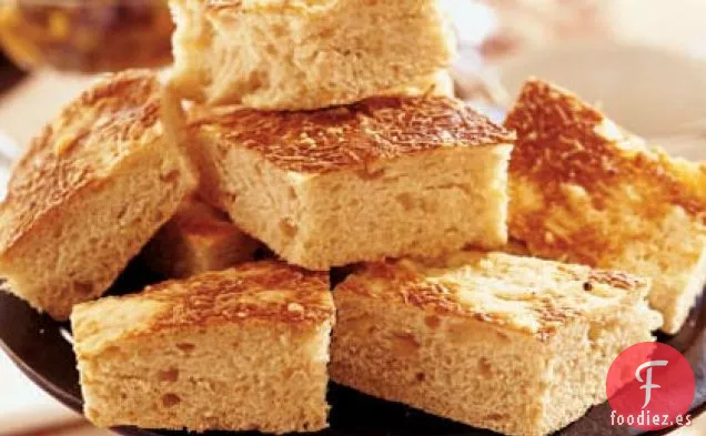 Focaccia de Cebolla Caramelizada y Asiago Balsámico