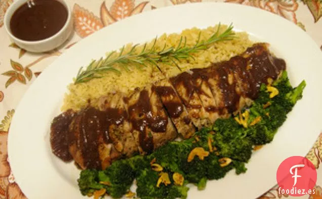 Lomo De Cerdo Con Salsa De Bayas Balsámicas