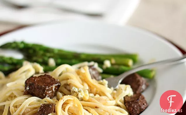 Pasta Con Salsa De Gorgonzola Y Solomillo De Ternera Balsámico