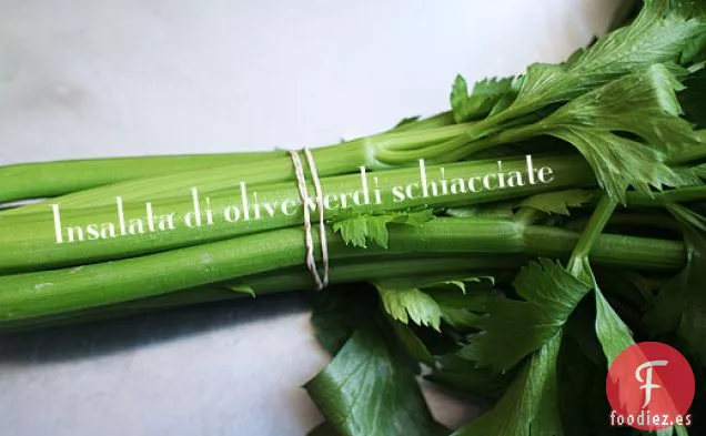 Una Ensalada De Aceitunas Trituradas