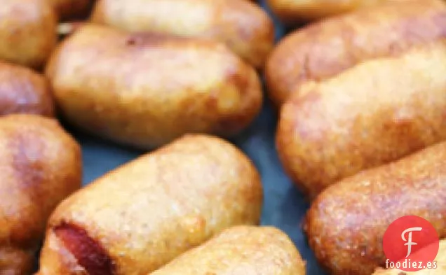 Perros de Maíz Maltratados con Soda Crema