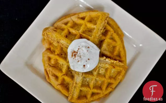 Gofres De Mantequilla De Trigo Integral Con Crema De Canela