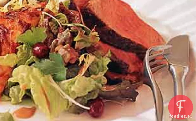 Filetes de Cerdo a la Parrilla con Ensalada Verde Mixta