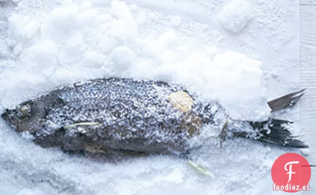 Lubina Rayada al Horno de Sal
