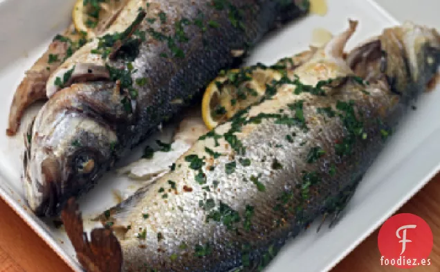 Branzino Entero Tostado en Sartén
