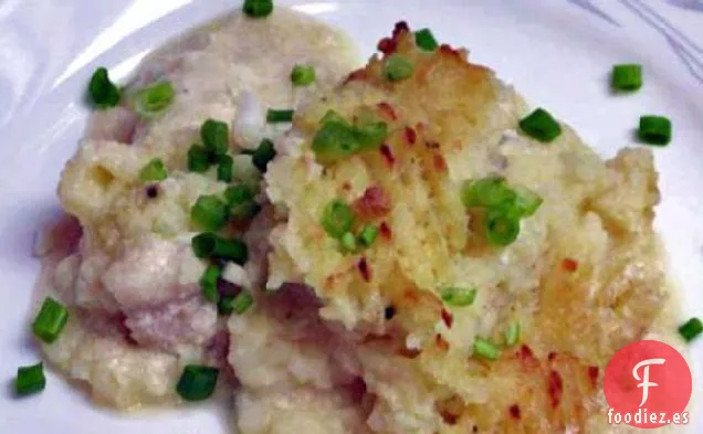 Pastel De Bacalao Irlandés Cubierto Con Puré De Patatas