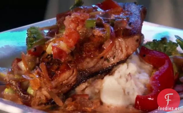 Filete de Cola Amarilla Fresca con Lima y Jengibre