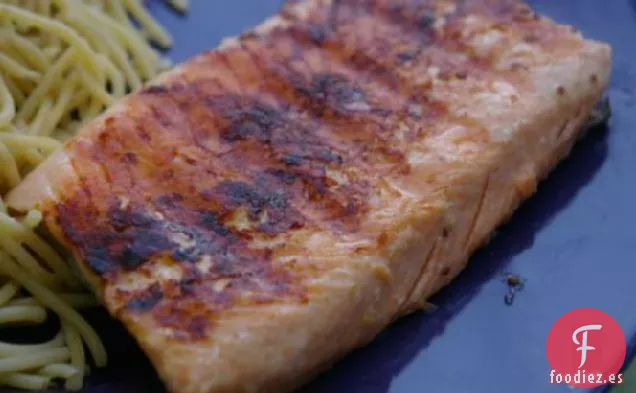 Salmón con Glaseado de Miel y Mostaza