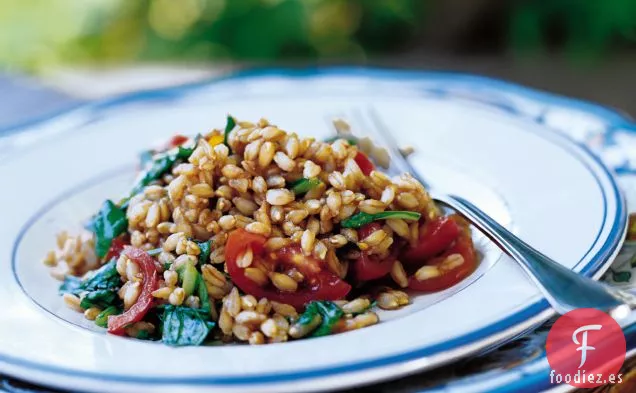 Ensalada de Farro, Tomate Cherry y Rúcula