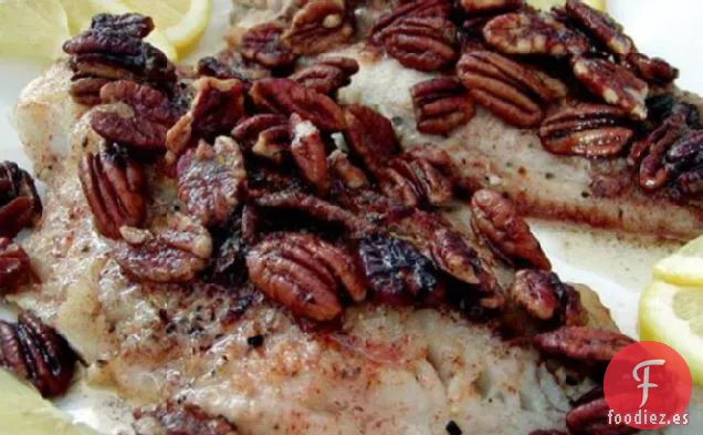 Bagre Con Mantequilla De Nuez Marrón