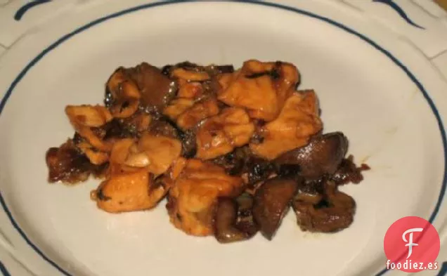 Salteado de Champiñones de Salmón de Acadia