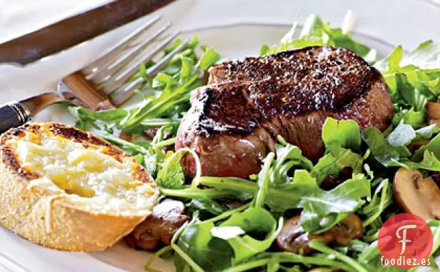 Filete Mignon con Ensalada de Rúcula