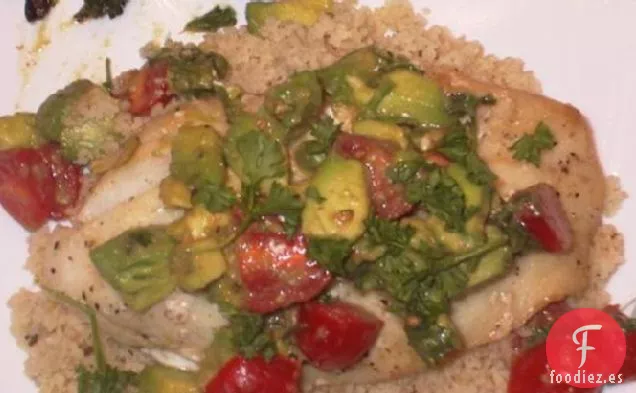 Bacalao con Salsa de Aguacate Caliente