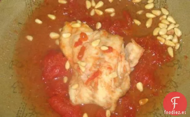 Pescado Picante con Tomate y Ajo