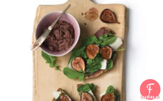 Sándwiches De Higos Abiertos Con Rúcula Y Parmesano