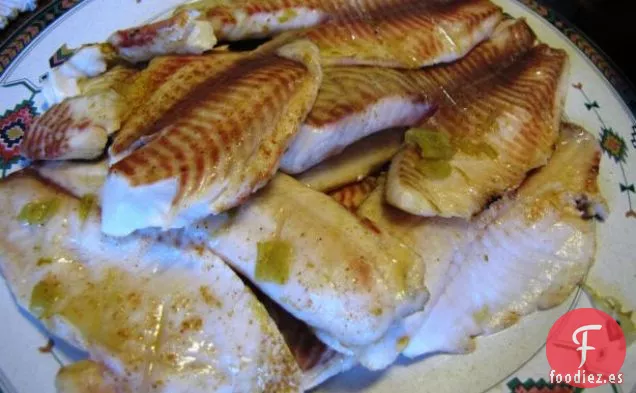 Tacos de Pescado de Pan Plano con Queso Feta