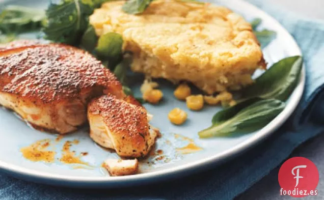 Lubina Rayada Ennegrecida con Pan de Cuchara de Maíz y Verduras