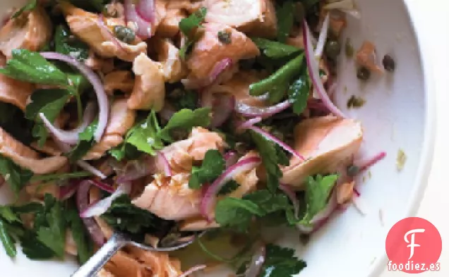 Ensalada de Salmón con Perejil y Alcaparras