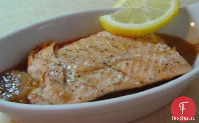 Salmón Asado y Ruibarbo