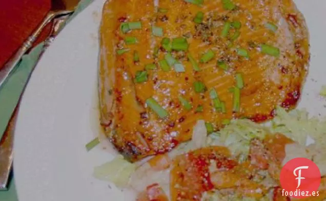 Salmón a la Parrilla con Glaseado de Mostaza y Melaza