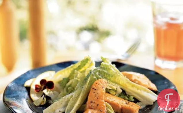 Ensalada César de Salmón a la Parrilla