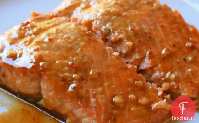 Salmón Glaseado de Arce