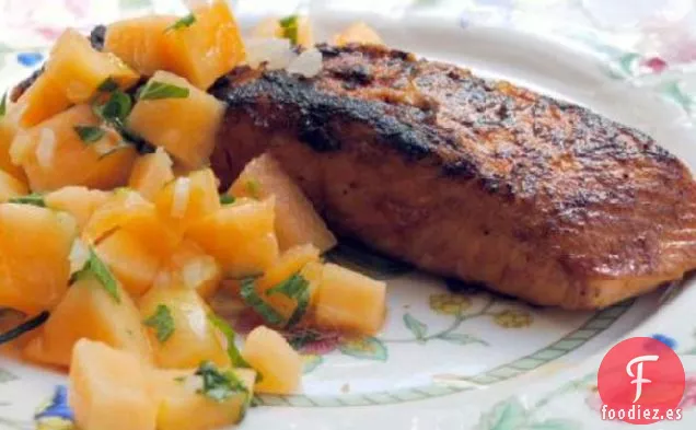 Salmón Asado Marroquí Con Salsa De Mango