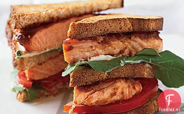 Sándwiches de Salmón Club