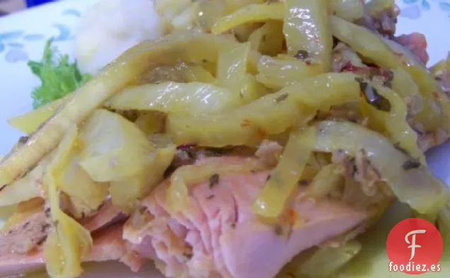 Salmón Escalfado Nadando en Hinojo Con Azafrán y Almejas