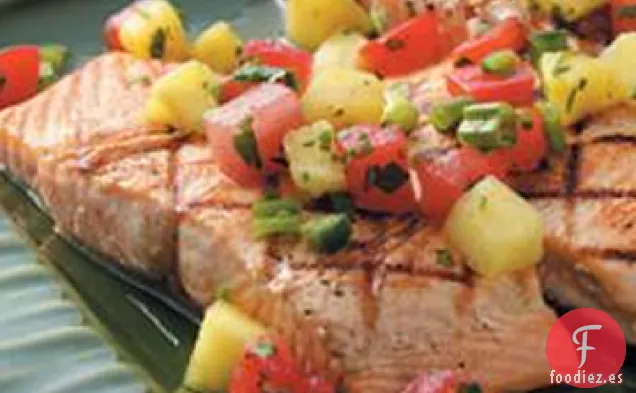 Salmón con Salsa de Frutas