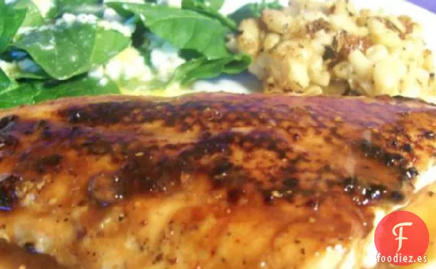 Filetes De Salmón Asados En Sartén Con Vinagre De Jerez y Glaseado De Miel