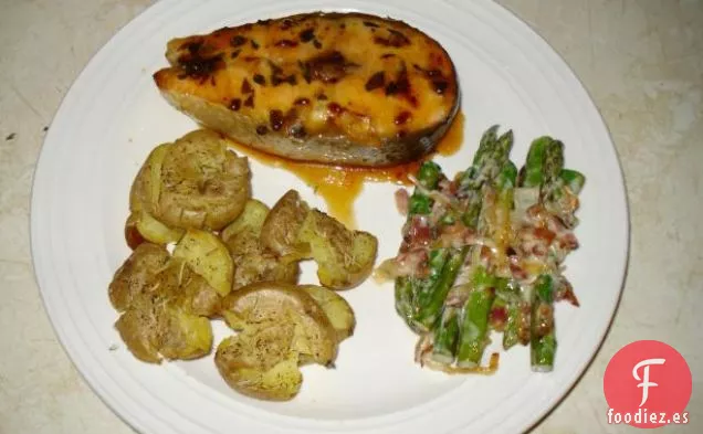 Salmón Asado Al Horno Con Salsa De Miel Y Mostaza
