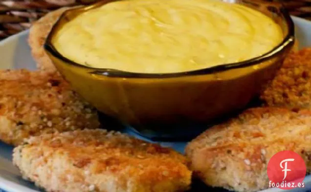 Pasteles De Patata De Salmón Ahumado Con Crema De Ajo
