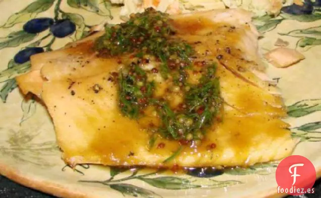 Salmón Asado Con Azúcar Morena Con Salsa De Arce, Mostaza Y Eneldo