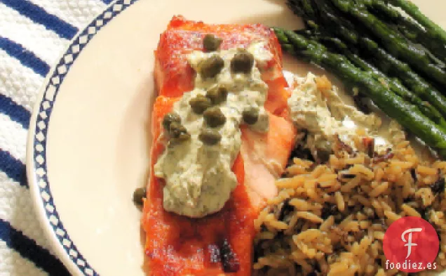 Salmón A La Parrilla Con Ajo