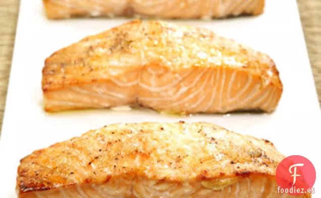 Salmón Asado con Jengibre