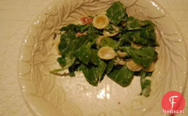 Ensalada De Orecchiette, Salchicha Y Queso De Cabra A La Hora De La Siesta