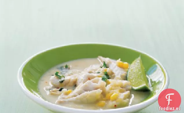 Sopa de Pescado con Coco