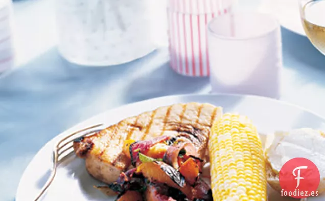 Pez Espada a la Parrilla con Salsa de Nectarina y Cebolla