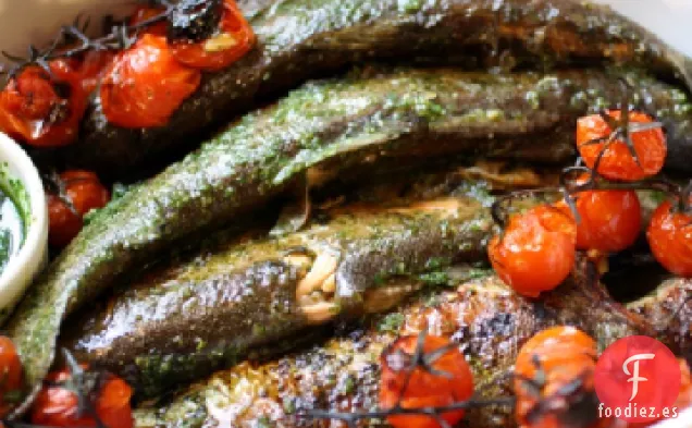 Pescado Entero en Salsa de Hierbas Finas