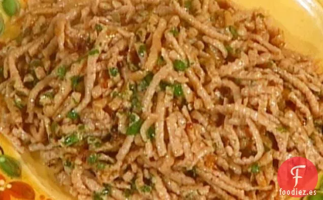 Fideos de Trigo con Salsa de Anchoas: Bigoli en Salsa