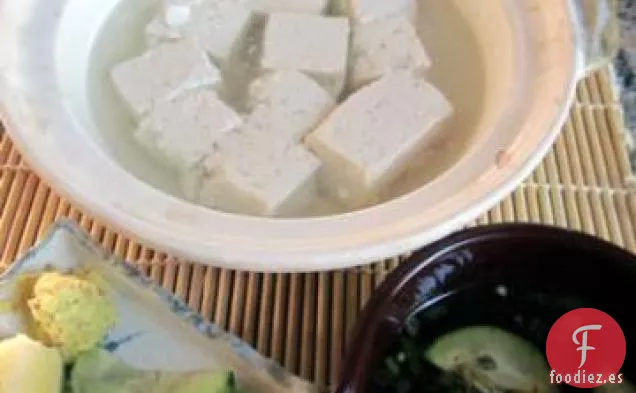 Yu-Dofu (Cuajada De Frijoles Cocida A Fuego Lento Al Estilo De Kioto)