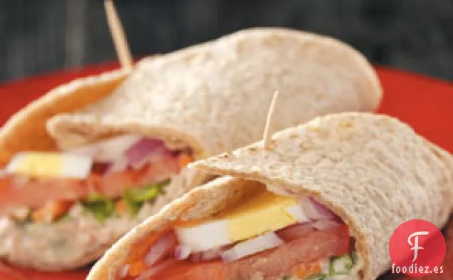 Envolturas de Ensalada de Atún Francés de la Abuela