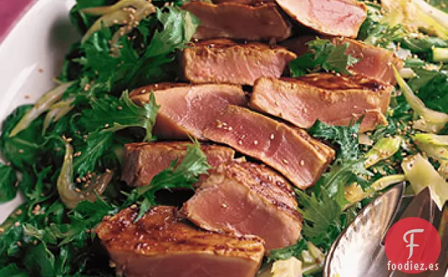 Atún a la Parrilla con Caramelo de Chalota de Miso